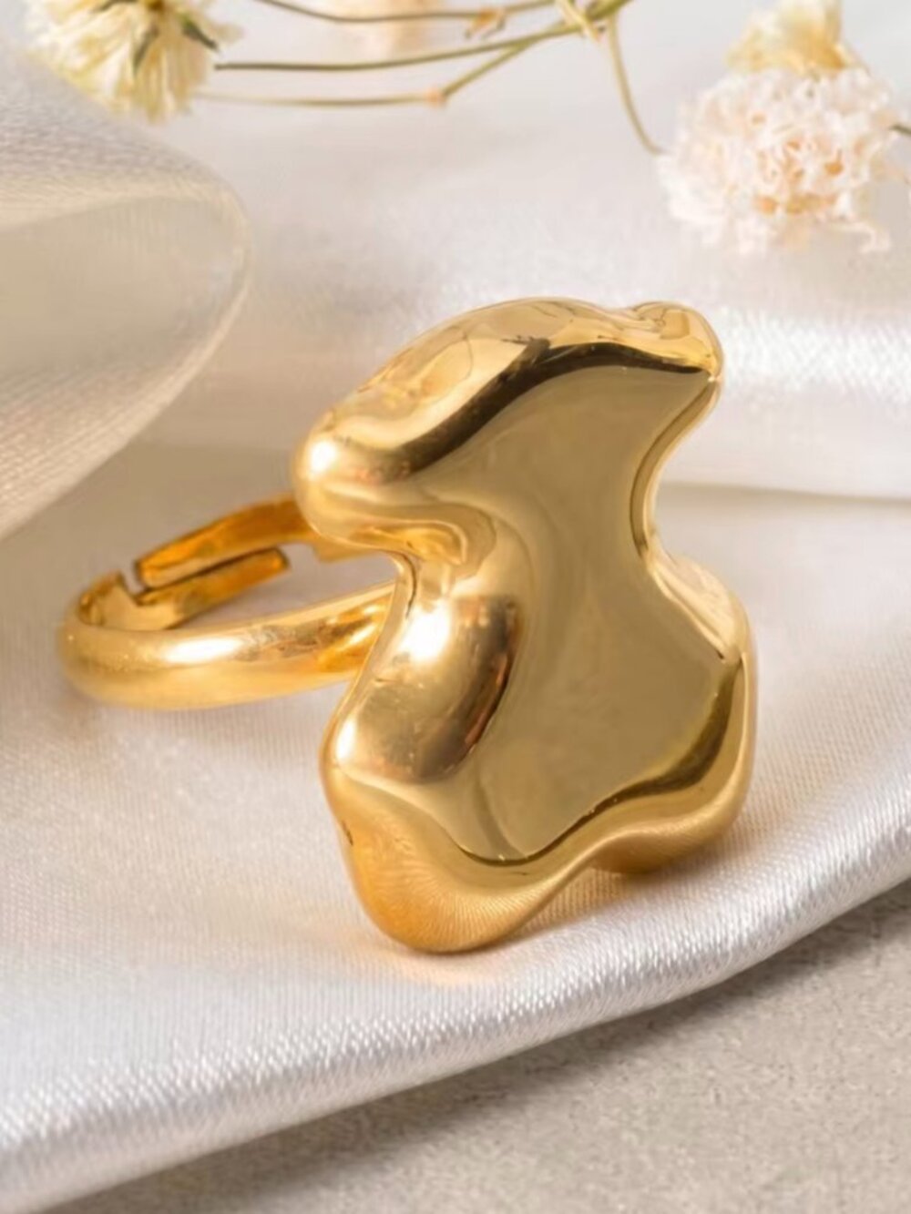 Adjustable Gold Tone Cute Teddy Bear Statement Ring Size 7.5 Chic Jewelry